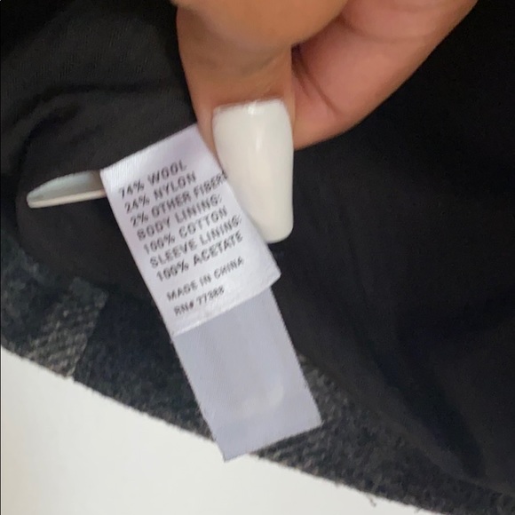 BUCKLEY TAILORS 3/4 SLEEVE CROP PLAID WOOL JACKET - Picture 2 of 4